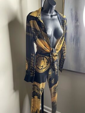 Money Print Shirt and Leggings Set